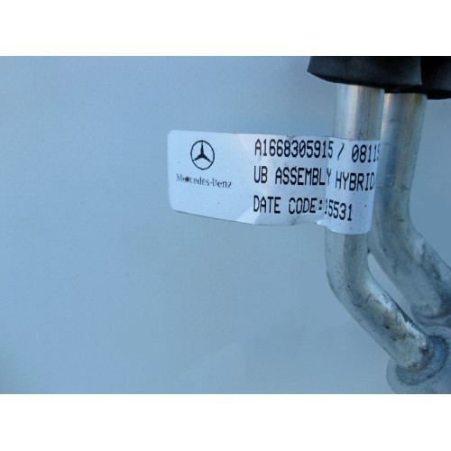 Mercedes-Benz A1668305915 Трубопровод кондиционера заднего климата GL X166