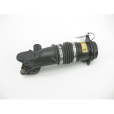 A2760902137 Air filter duct on the left C-Class W205 GLC X253 E-class W213 E-class Coupe C238 E-class W212 SLK/SLC R172 E-Class Coupe C207 C