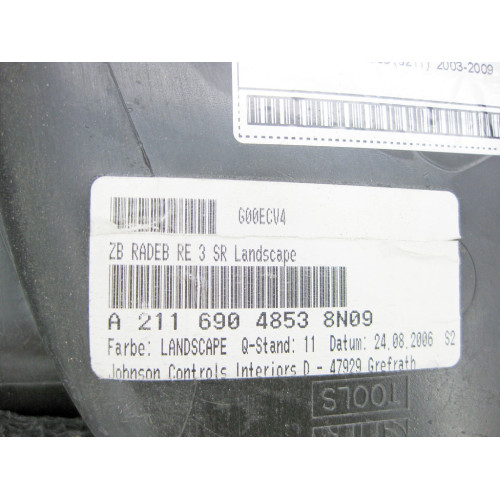 Mercedes-Benz A2116904853 8N09 Передняя правая обшивка багажника коричневая E-Class S211 универсал