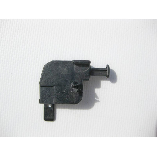 VAG 1H0947561A Кнопка включения ручного тормоза VW