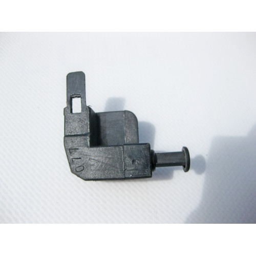 VAG 1H0947561A Кнопка включения ручного тормоза VW