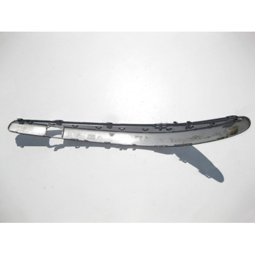 Mercedes-Benz A2118800612 Правый молдинг переднего бампера (полез хром) E-Class W211