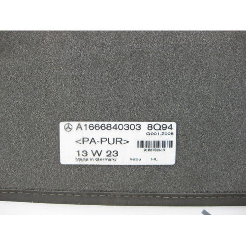 Mercedes-Benz A1666800048 8Q94 Комплект коричневых ковриков ML W166 GL X166
