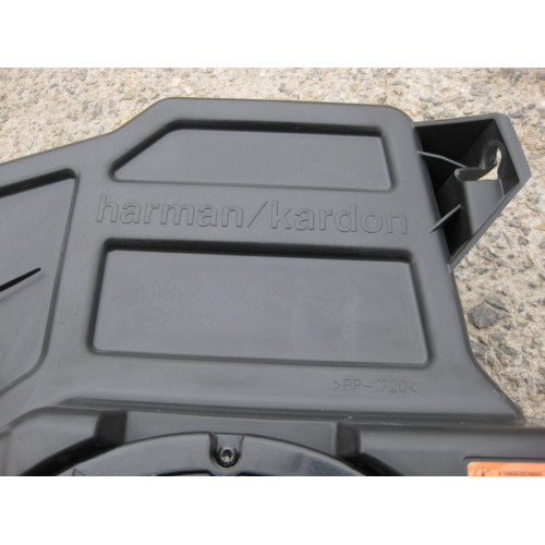 Mercedes-Benz A1668202802 Сабвуфер Harman GL GLS X166