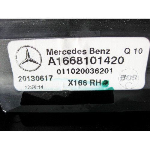 Mercedes-Benz A1668101420 9051 Sun blind rear right door GL X166