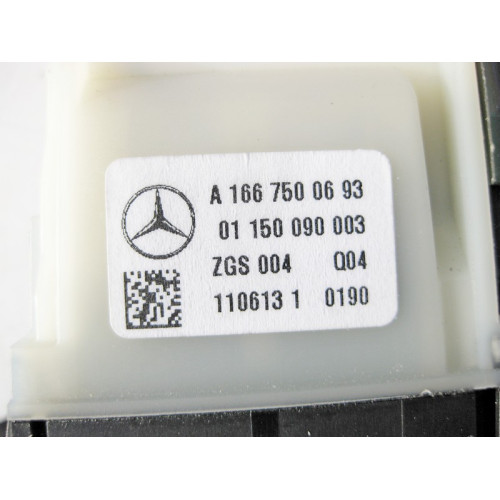 Mercedes-Benz A1667500693 Ручка открытия двери багажника ML W166 GL X166