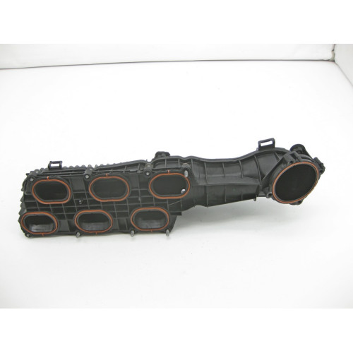 Mercedes-Benz A2760900442 Впускной коллектор M276