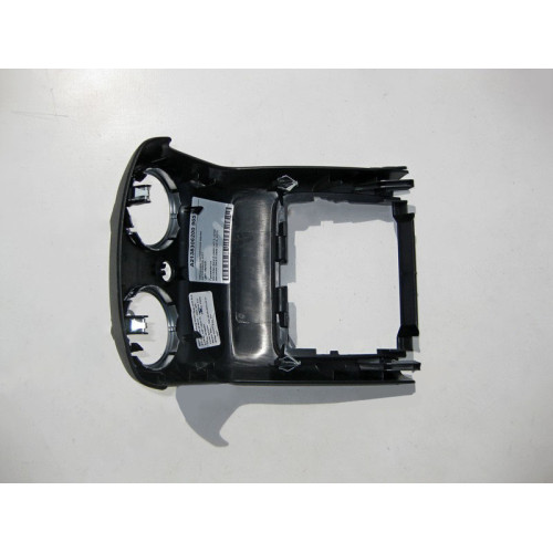 Mercedes-Benz A2138306200 9051 Облицовка подлокотника задняя чёрная E-Class W213