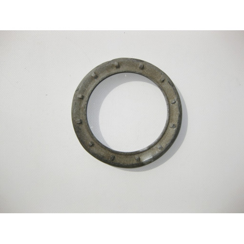 BMW 16141182904 Гайка металлическая к насосному блоку на топливном баке BMW