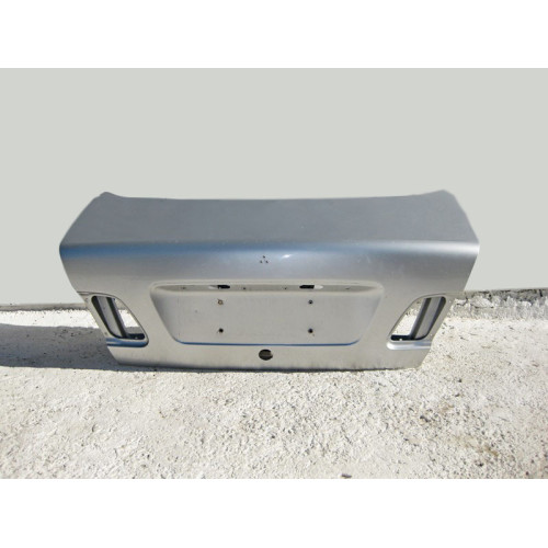 Mercedes-Benz A2107501175 Крышка багажника E-Class W210