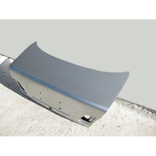 Mercedes-Benz A2107501175 Крышка багажника E-Class W210