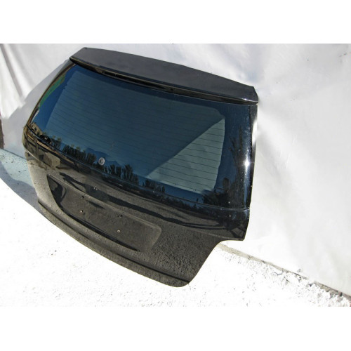 Mercedes-Benz A1647401405 Дверь багажного отделения - ляда ML W164 со стеклом A1647400257