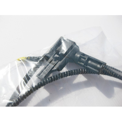 Mercedes-Benz A2217800689 Cable with rear curtain guide right S-Class W221 long