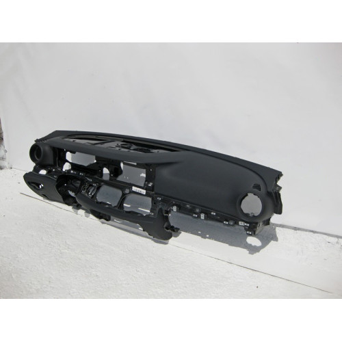 Mercedes-Benz A2136809404 9K00 Панель приборная - торпеда черная E-Class W213 С238