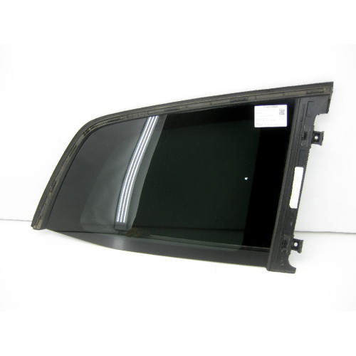 Mercedes-Benz A1666700449 Форточка заднего правого крыла 43R-009545 GL/GLS X166