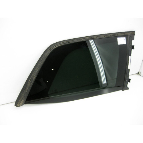 Mercedes-Benz A1666700449 Форточка заднего правого крыла 43R-009545 GL/GLS X166