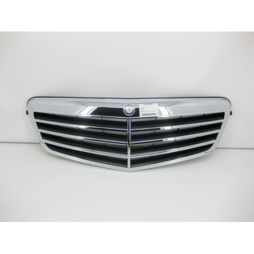 Mercedes-Benz A2128800583 Решётка радиатора E-Class W212 до рестайлинг