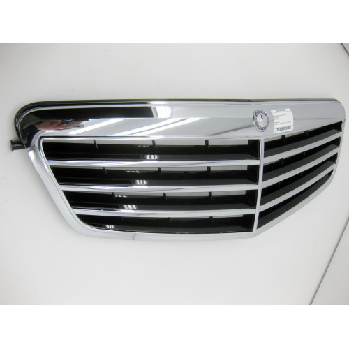Mercedes-Benz A2128800583 Решётка радиатора E-Class W212 до рестайлинг
