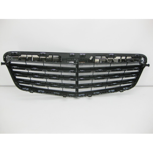 Mercedes-Benz A2128800583 Решётка радиатора E-Class W212 до рестайлинг