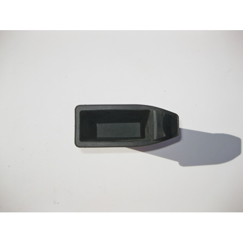 Mercedes-Benz A2046830075 Вставка - лоток вещевого отделения подлокотника E-Class W212 W207 C-Class W204