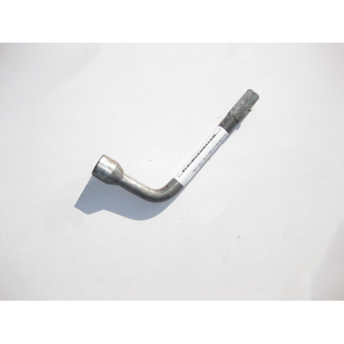Mercedes-Benz A1405810301 Ключ колёсный SW17 S-Class W140 W220 CL C215