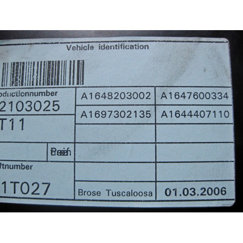 Mercedes-Benz A1647303179 Стеклоподъемник задней левой двери ML W164 GL X164