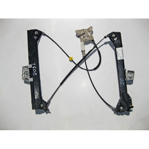 Mercedes-Benz A2097200746 Стеклоподъемник левой двери CLK C209