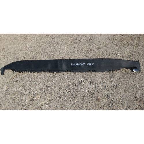 Mercedes-Benz A1666900675 A1666900310 Подножка правая в сборе GL/GLS X166