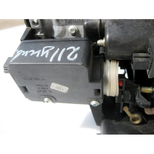 Mercedes-Benz A2117400293 Ручка открытия крышки багажника E-Class S211