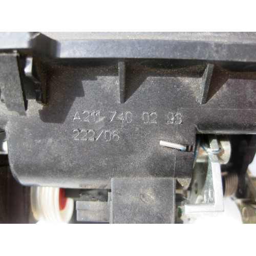 Mercedes-Benz A2117400293 Ручка открытия крышки багажника E-Class S211