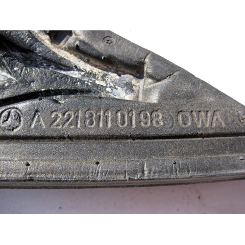 Mercedes-Benz A2218110198 Уплотнитель левого зеркала S-Class W221