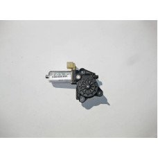 0130822008 Моторчик заднего левого стеклоподъемника Bosch C-Class W203