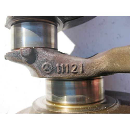 Mercedes-Benz A1110312101 Коленвал двигателя M111 R4 2.0л