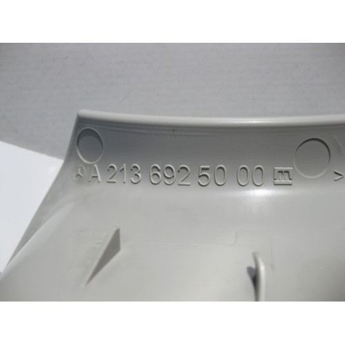 Mercedes-Benz A2136925000 7H52 Накладка заднего правого ремня безопасности серая E-Class W213