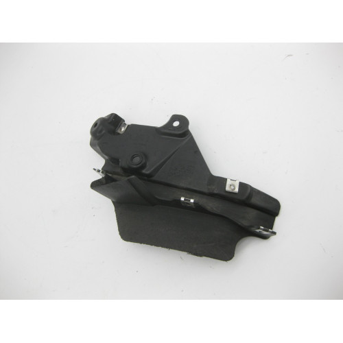VAG 4M0854816F Брызговик задней правой колёсной арки (спереди)