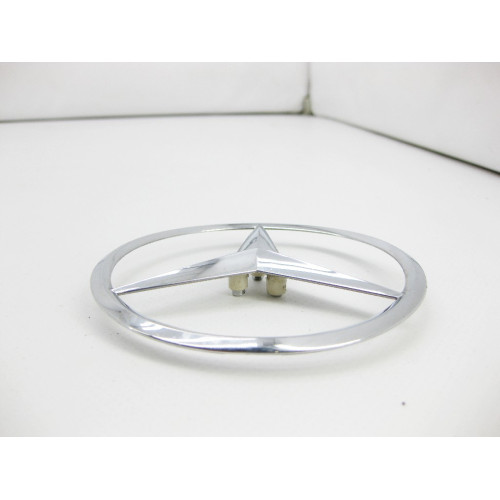 Mercedes-Benz A1668170116 Значок на крышку багажника GL GLS X166
