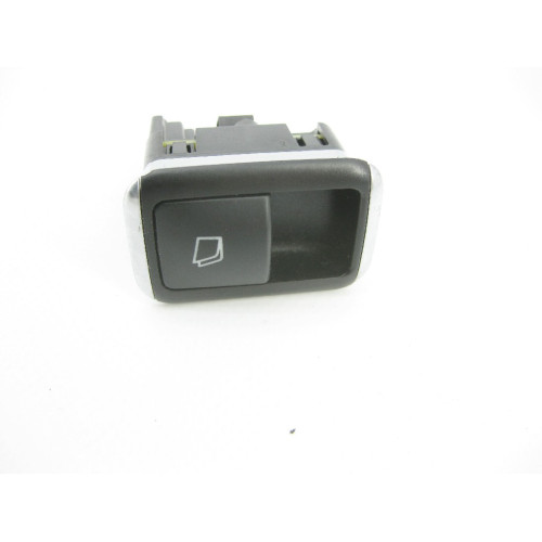 Mercedes-Benz A1668200210 Кнопка открытия задних форточек GL/GLS X166