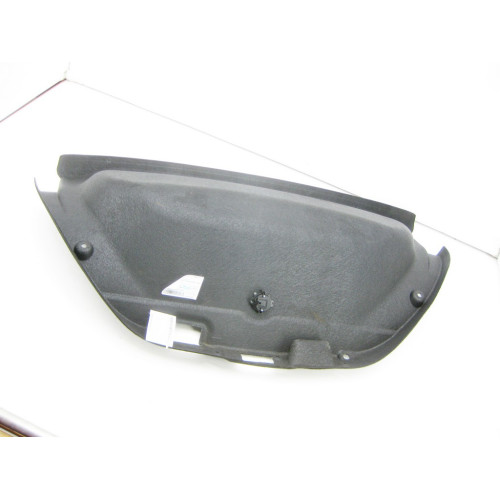 Mercedes-Benz A1176900341 9E83 Обшивка крышки багажника + A0028214951 кнопка аварийного открытия CLA C117