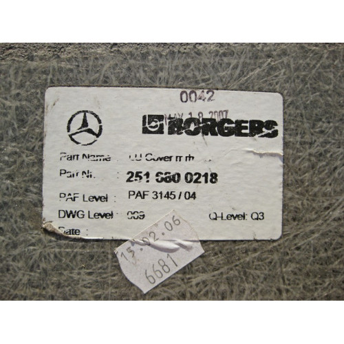 Mercedes-Benz A2516800218 Крышка днища пола задняя правая R-Class W251