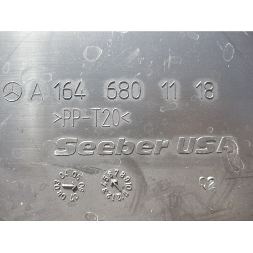 Mercedes-Benz A1646801118 Крышка днища пола задняя левая ML W164 GL X164