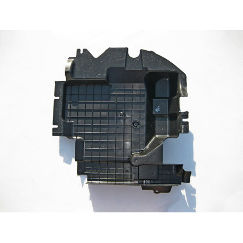 Mercedes-Benz A1646802118 Крышка днища пола задняя левая ML W164 GL X164