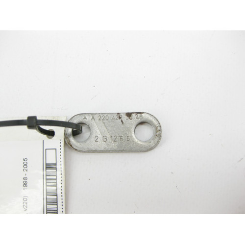 Mercedes-Benz A2204270046 Крепёжная пластина S-Class W220