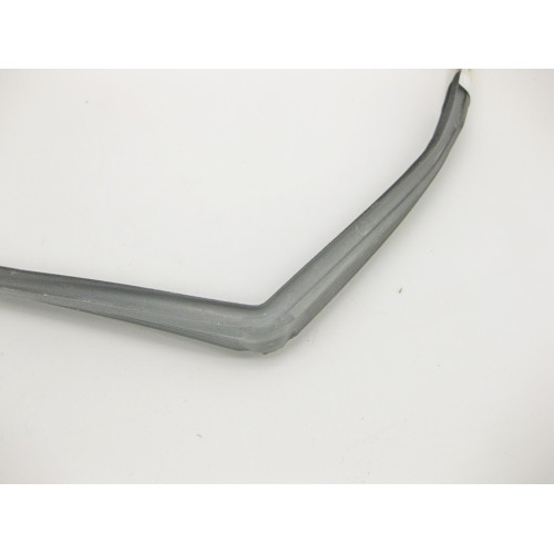 Mercedes-Benz A2107350225 Уплотнитель опускного стекла задней правой двери E-Class W210