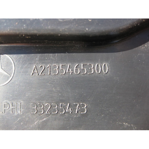Mercedes-Benz A2135465300 Кабельный канал под АКБ E-Class W213