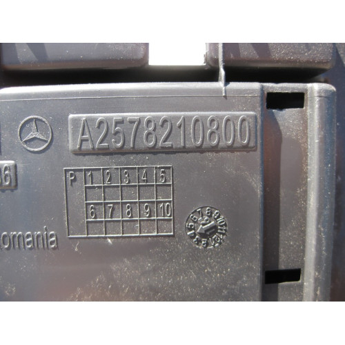 Mercedes-Benz A2578211200 Кабельный канал левый вдоль порога E-Class W213