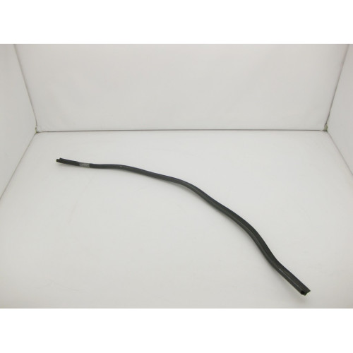 Mercedes-Benz A2216280098 Уплотнитель подкапотный задний S-Class W221
