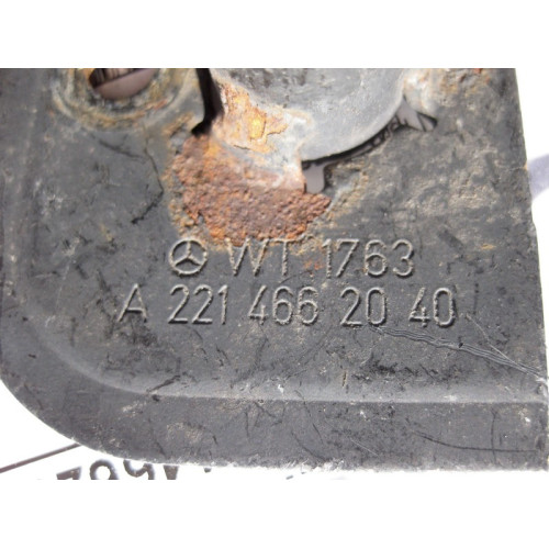 Mercedes-Benz A2214662040 Кронштейн бачка ГУР S-Class W221 CL C216