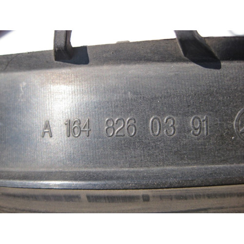 Mercedes-Benz A1648260391 Уплотнительная резинка левой фары GL X164