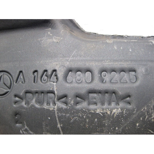 Mercedes-Benz A1646809225 Шумоизоляция на задней левой колёсной арке задняя часть GL X164