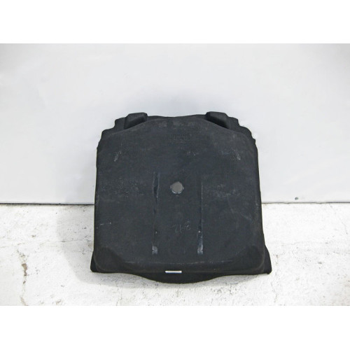 Mercedes-Benz A1646840411 9C58 Обшивка поддона запаски GL X164